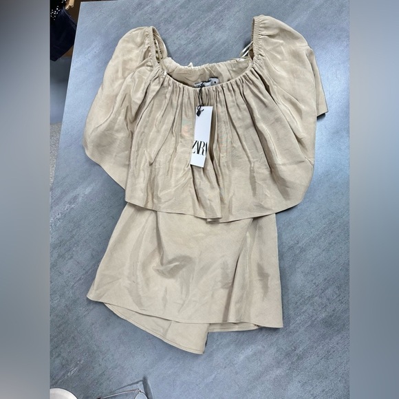 NWT ZARA Beige Linen Off the Shoulder Ruffle Blouse Top Shirt - Picture 4 of 4